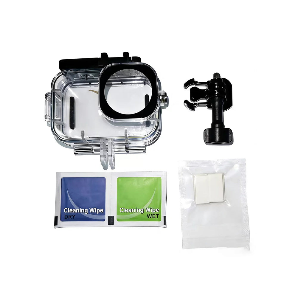Professional package list for DJI Action 6 waterproof case including anti-fog inserts and mount.