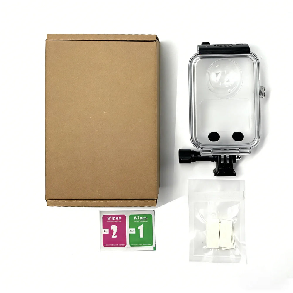 Package contents including anti-fog inserts and manual for Osmo 360 case.