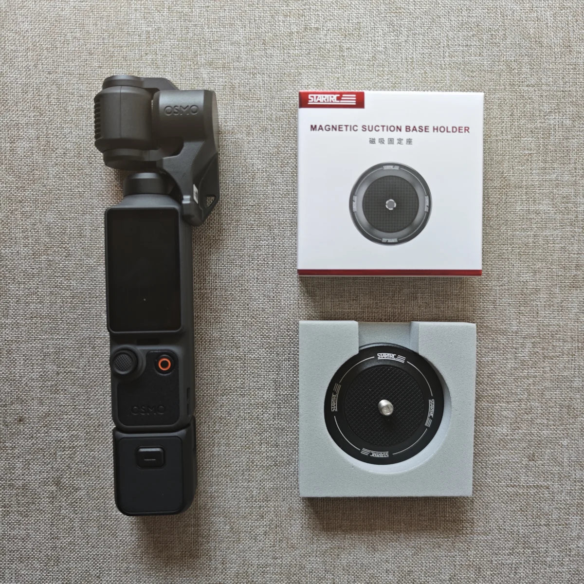 Package contents of the STARTRC magnetic mount kit.