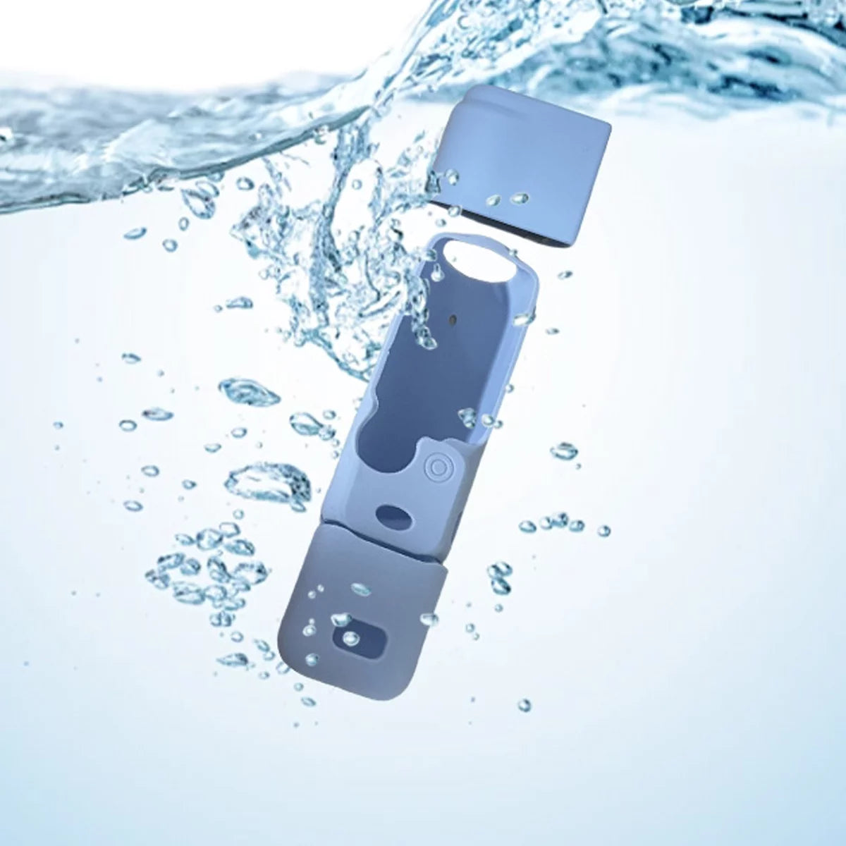 Demonstration of the washable and easy-to-clean material of the Pocket 3 silicone cover.